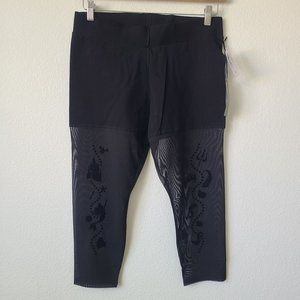 Torrid Disney The Little Mermaid 25 Inch Cropped Leggings Plus Size 3X Black